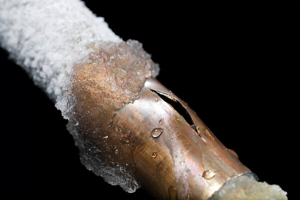 Understanding the Risks: Winter and Your Plumbing