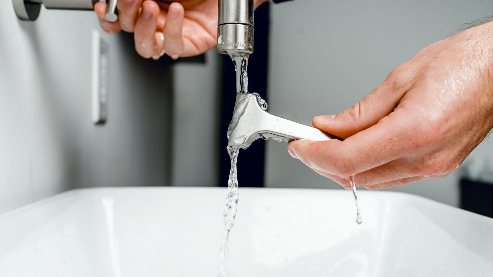 Running Water Plumbing Tool