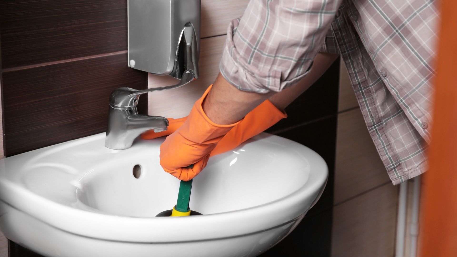 Plunging Bathroom Sink Orange Gloves